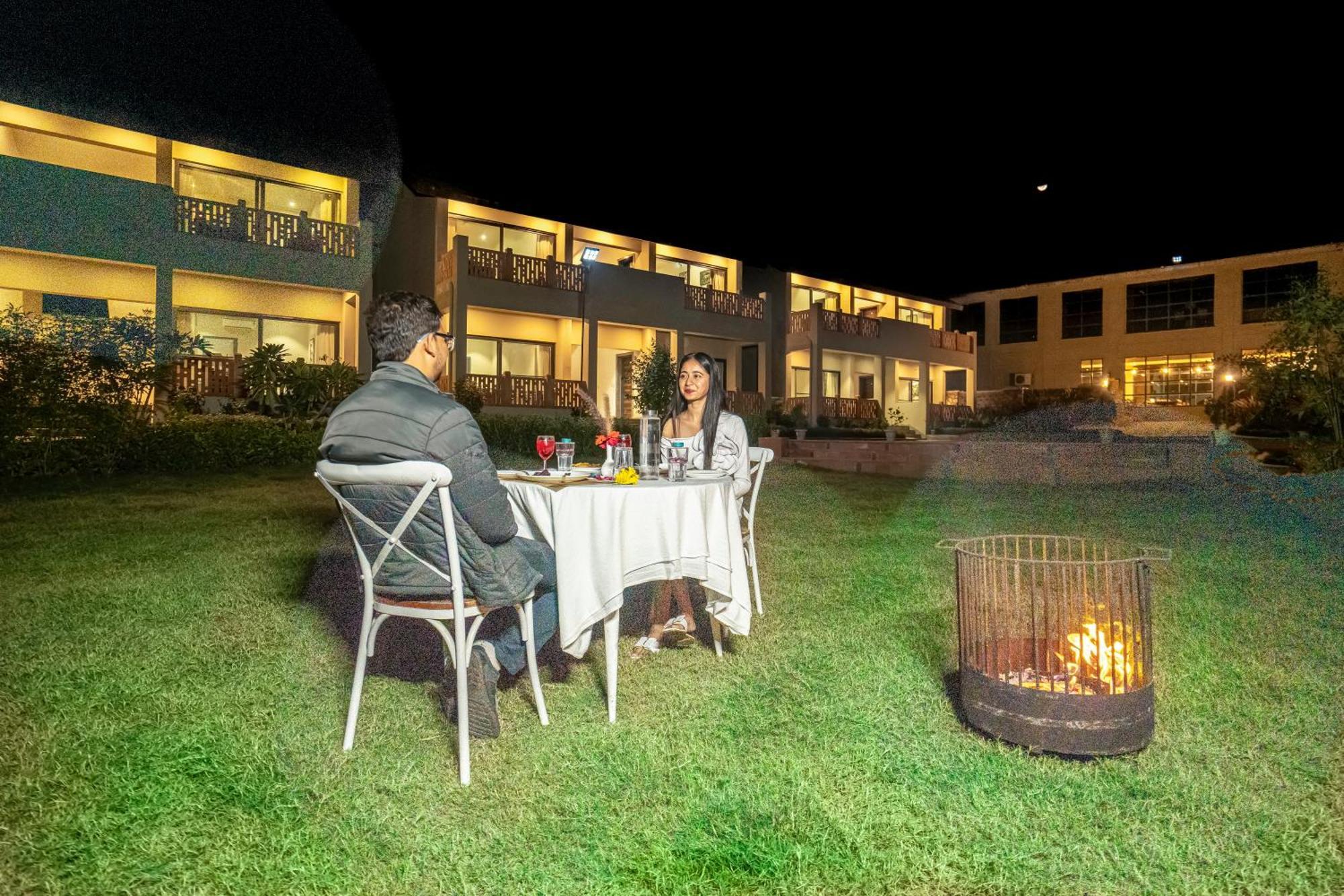 Palpur Fort A Kuno Wildlife Resort, Morawan Sesaipura 外观 照片